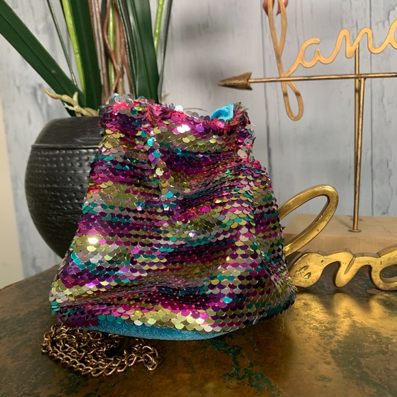 Missguided Multicolor Chain Bucket Sequins Bag EUC - Picture 2 of 13